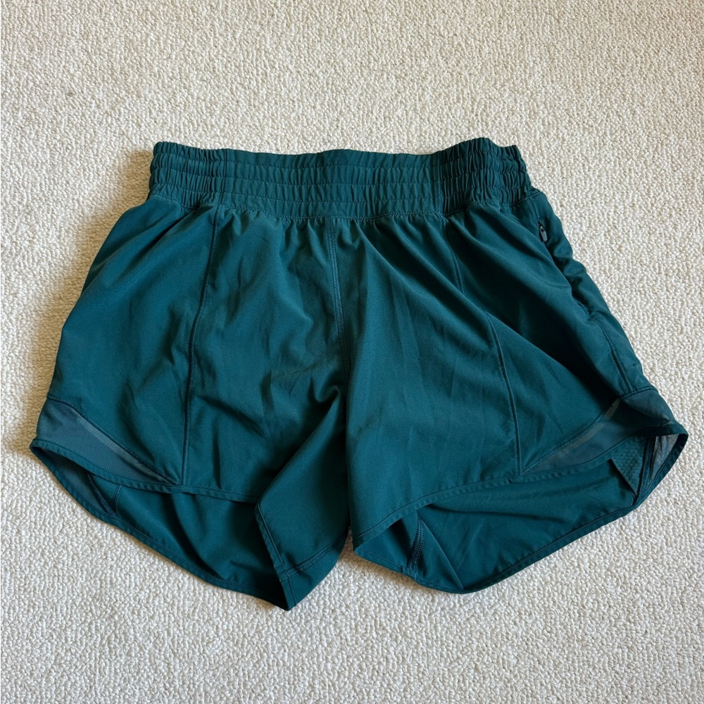 Lululemon Hotty Hot Short 4”